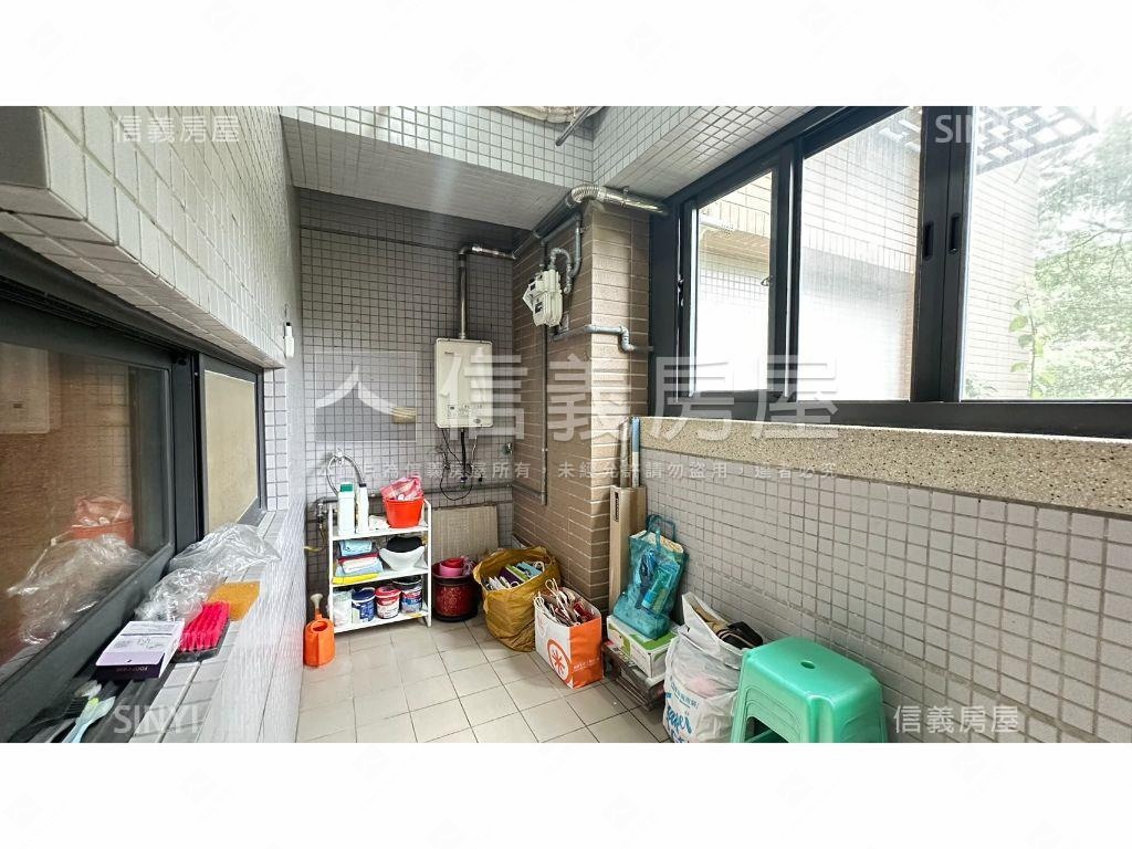 涵碧園綠景邊間四房房屋室內格局與周邊環境