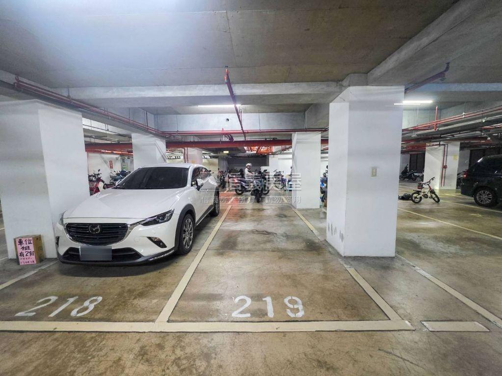 【哈佛學園】景觀三房車位房屋室內格局與周邊環境