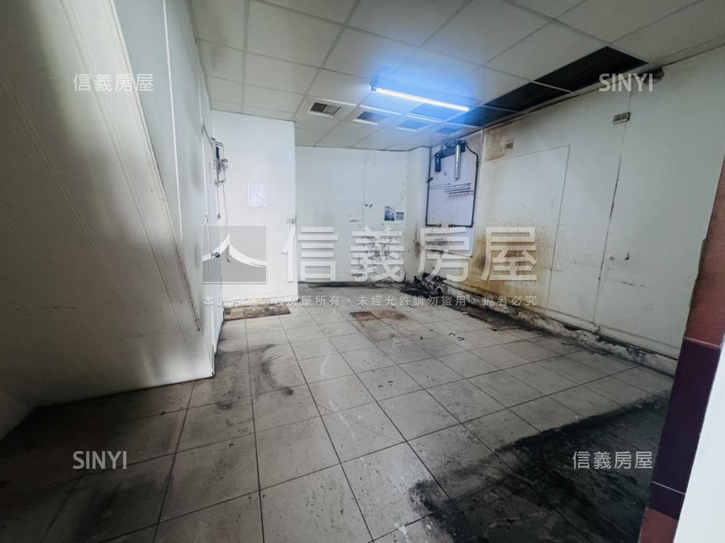 正永華路近文南約５米店面房屋室內格局與周邊環境