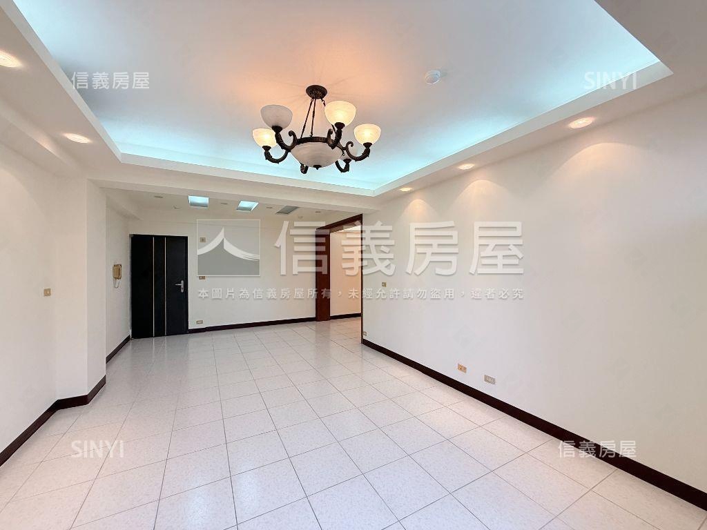 翡翠宮庭Ｂ房屋室內格局與周邊環境