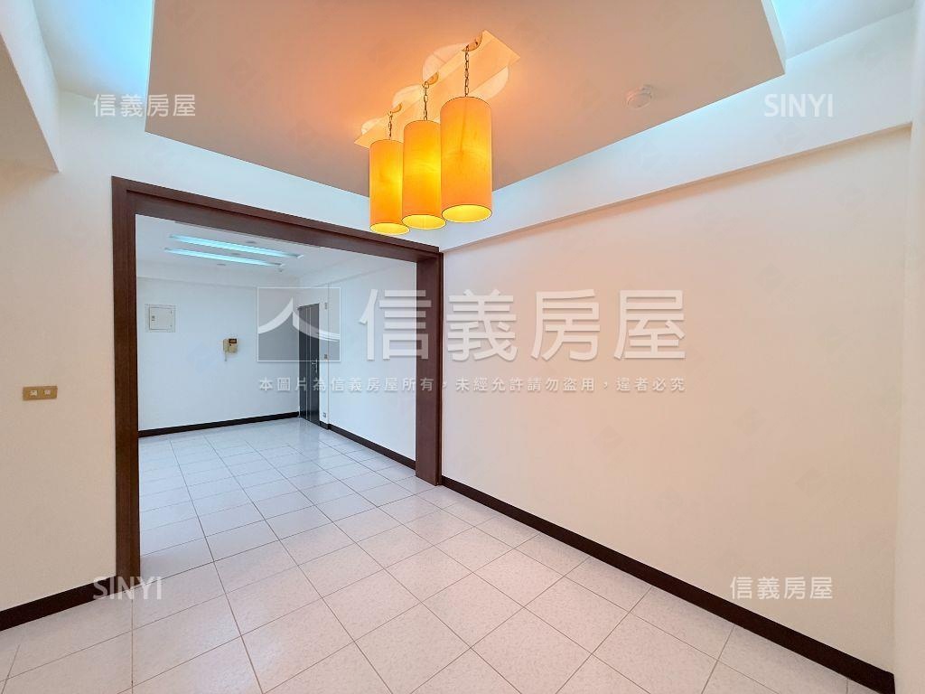 翡翠宮庭Ｂ房屋室內格局與周邊環境