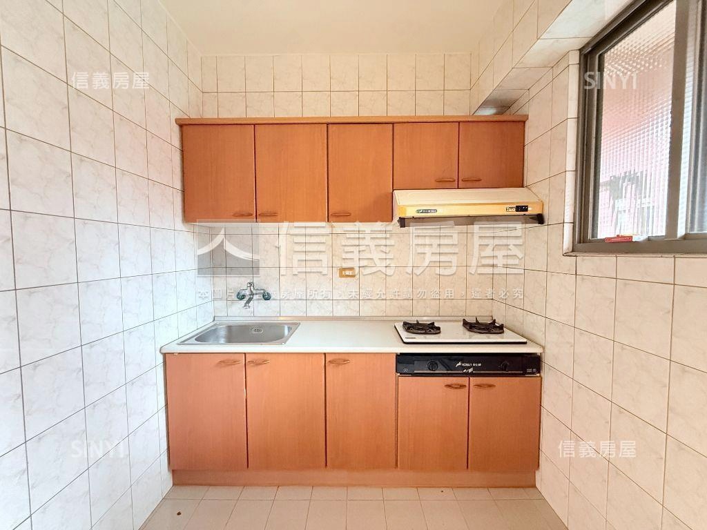 翡翠宮庭Ｂ房屋室內格局與周邊環境