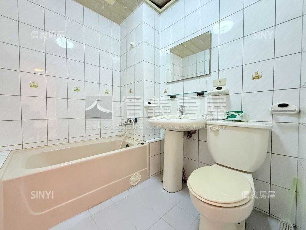 翡翠宮庭Ｂ房屋室內格局與周邊環境