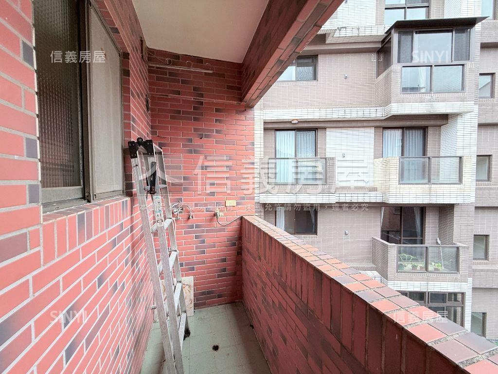 翡翠宮庭Ｂ房屋室內格局與周邊環境