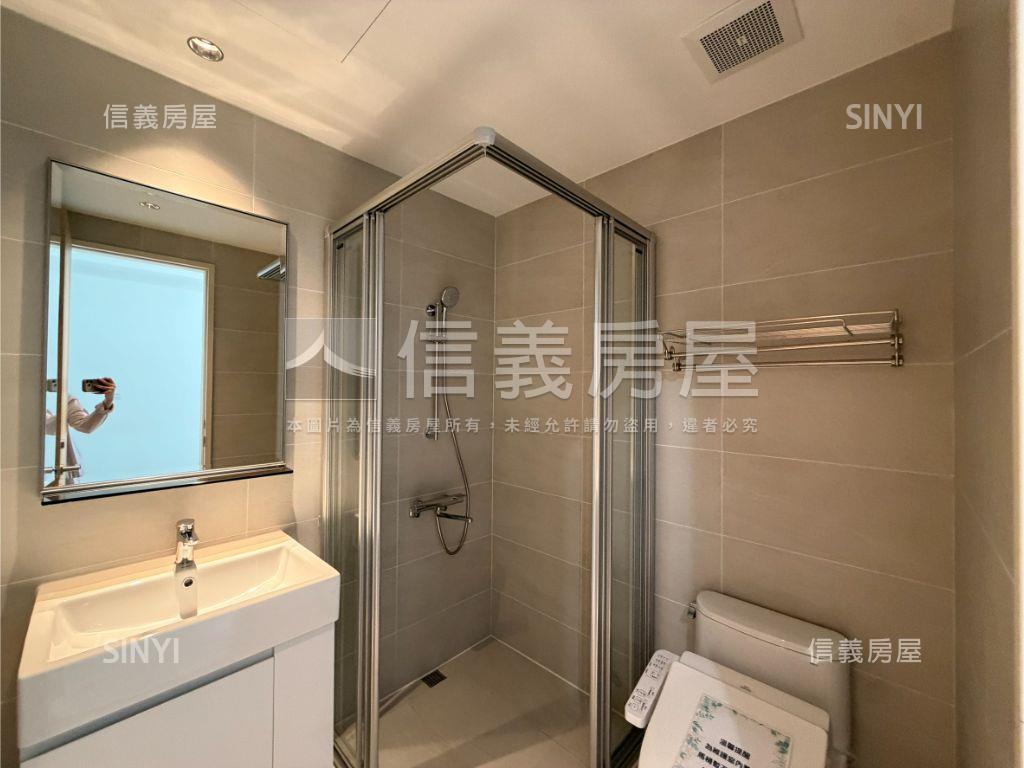 金之邸兩房兩衛浴２Ｆ房屋室內格局與周邊環境