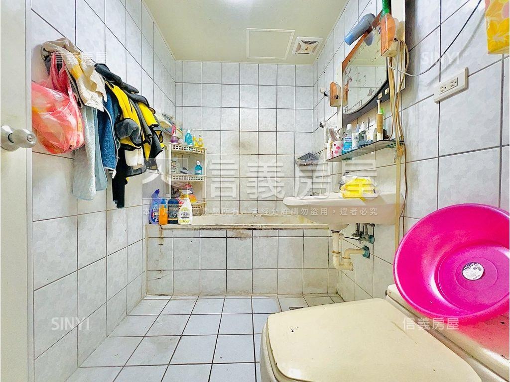 碧瑤京城三房房屋室內格局與周邊環境