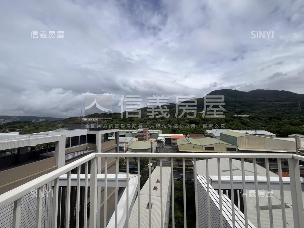 八里蒔光墅美妝電梯透天房屋室內格局與周邊環境