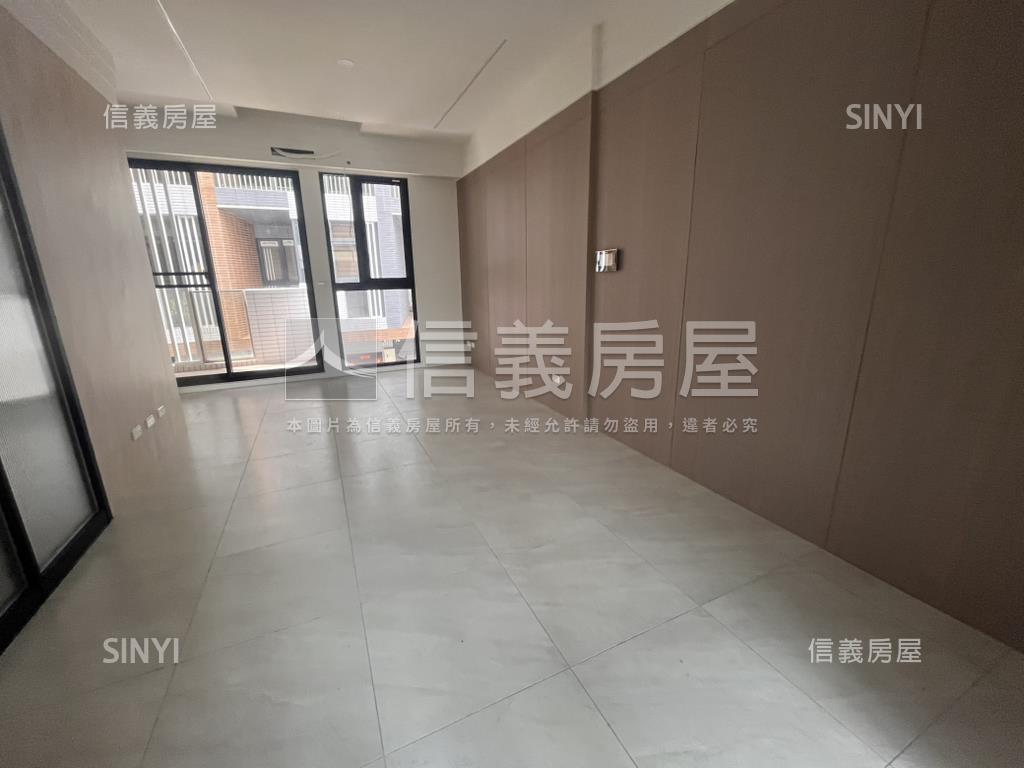 八里蒔光墅美妝電梯透天房屋室內格局與周邊環境