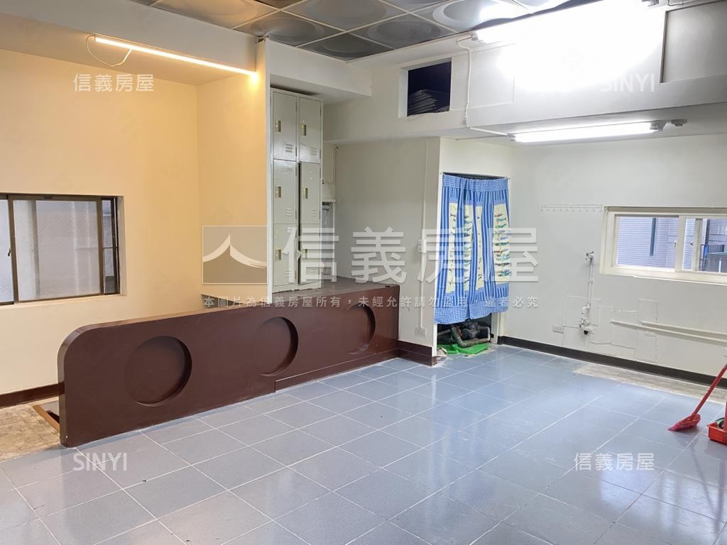 新案㊣和平西路商三特透天房屋室內格局與周邊環境