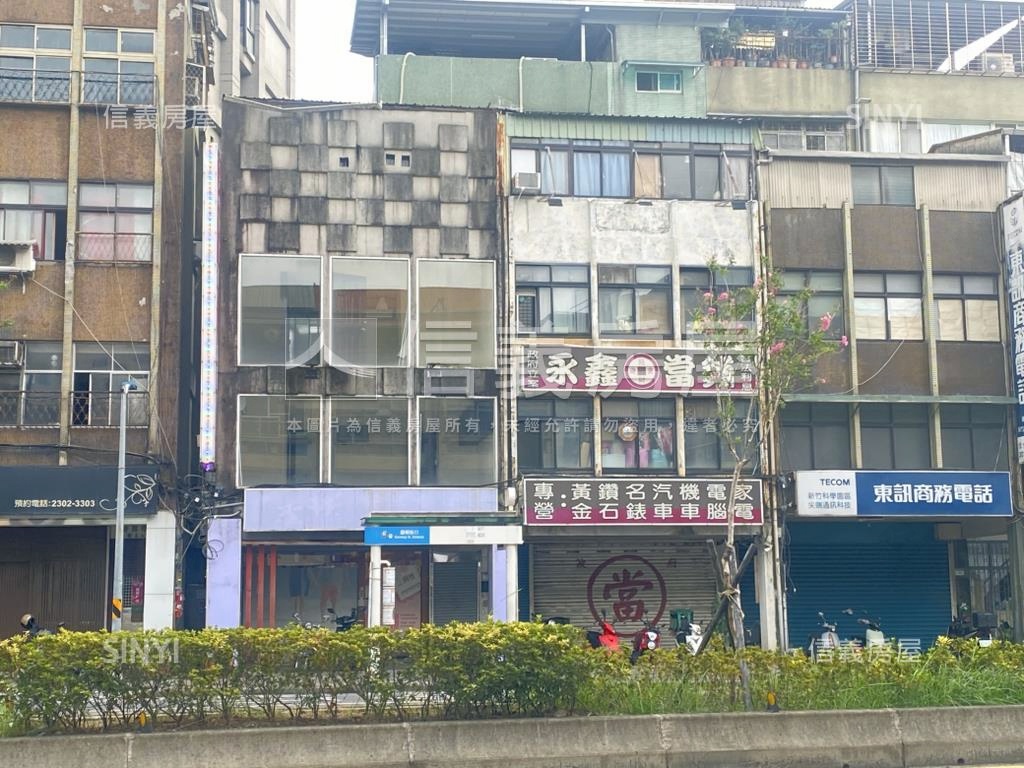 新案㊣和平西路商三特透天房屋室內格局與周邊環境