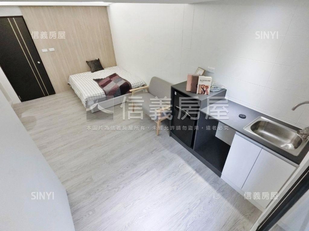 近忠明南路口超大五套房房屋室內格局與周邊環境