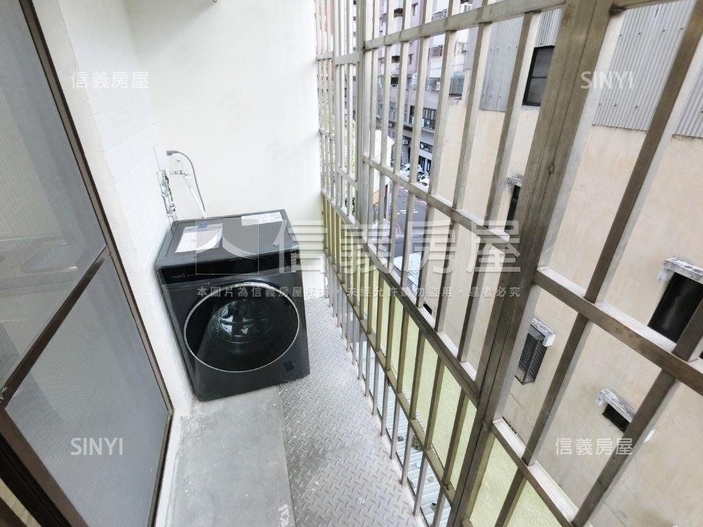 近忠明南路口超大五套房房屋室內格局與周邊環境