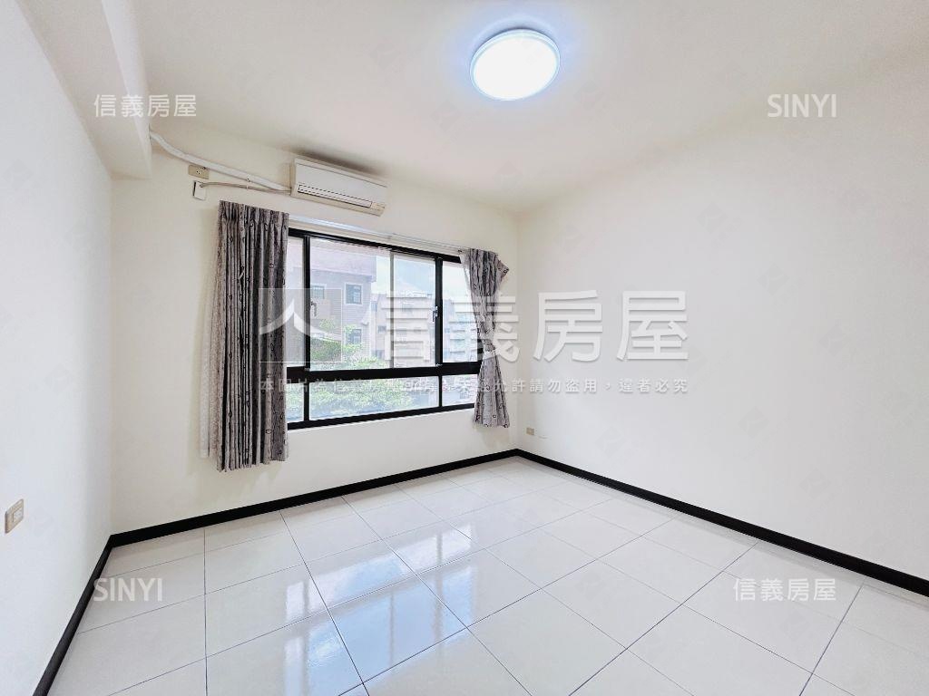 臻星尋找真心人。三房車位房屋室內格局與周邊環境