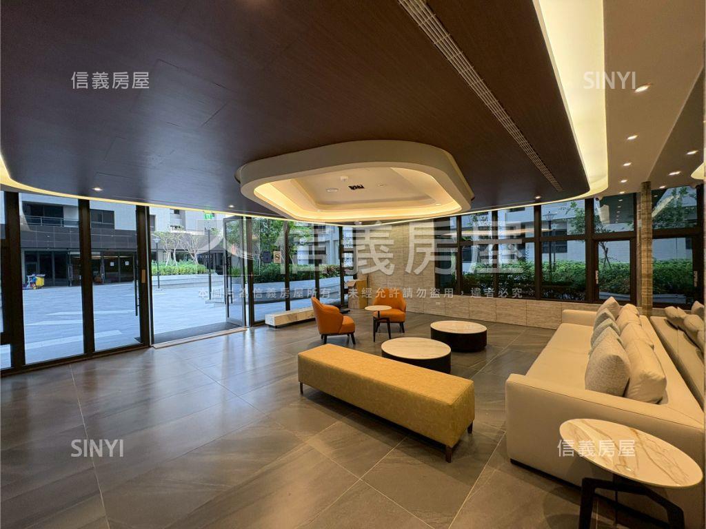 全新，大３房雙平面車位房屋室內格局與周邊環境