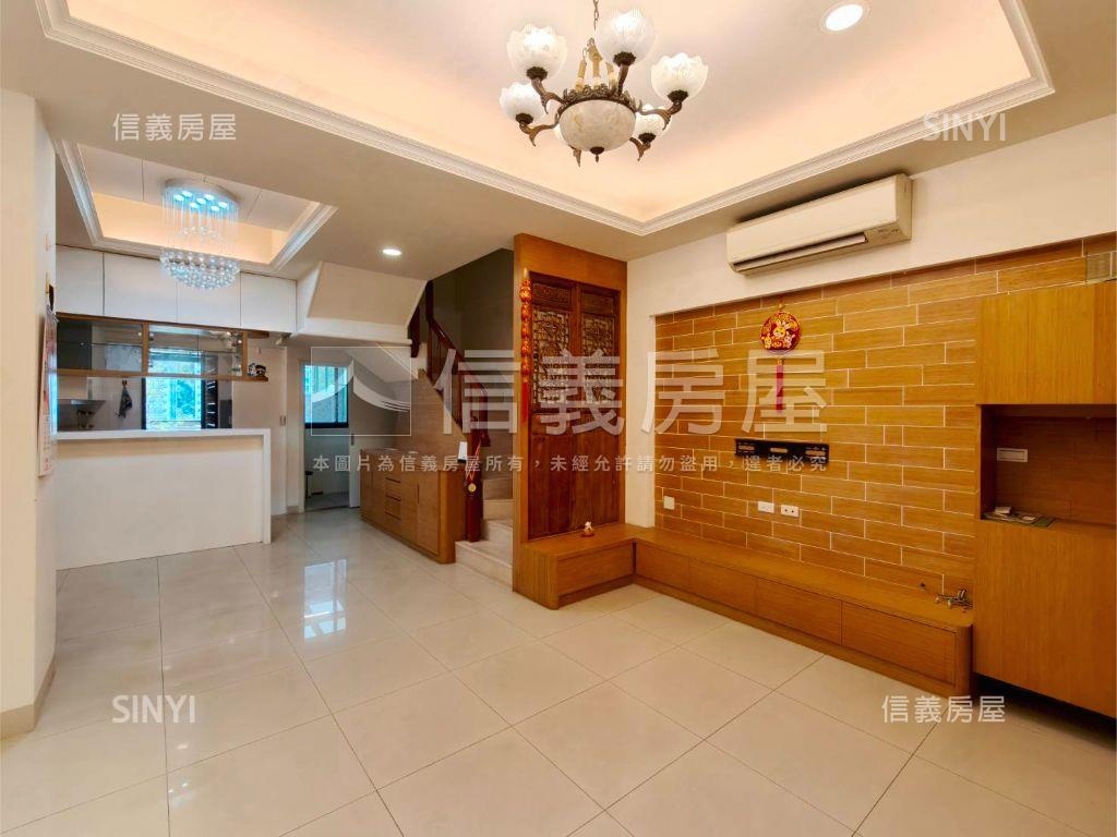 長庚商圈悅莊社區庭院別墅房屋室內格局與周邊環境
