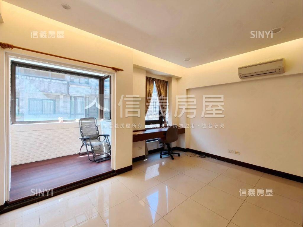 長庚商圈悅莊社區庭院別墅房屋室內格局與周邊環境