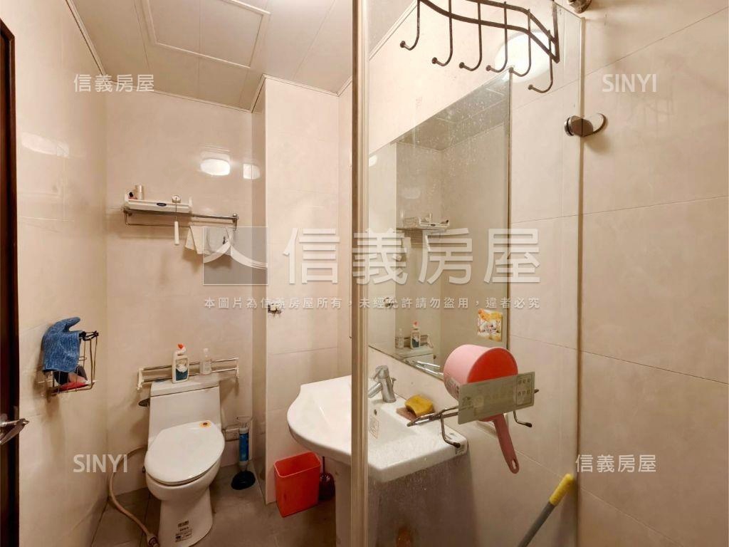 長庚商圈悅莊社區庭院別墅房屋室內格局與周邊環境