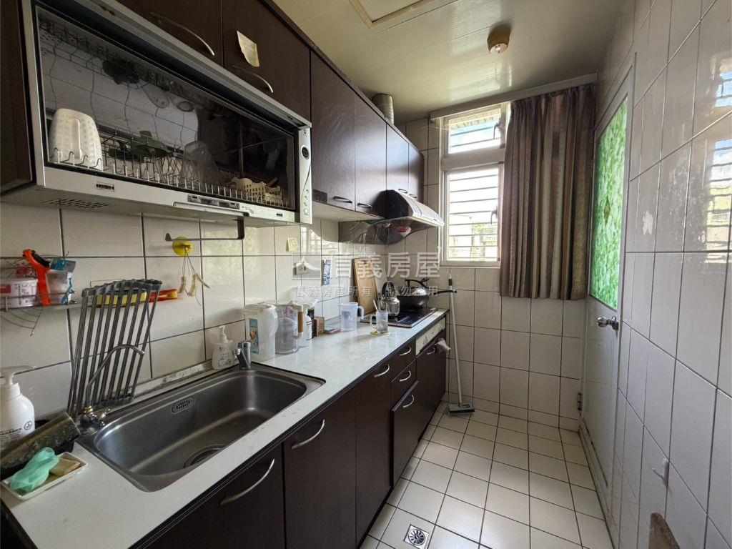 推薦★捷運玫瑰電梯三房房屋室內格局與周邊環境