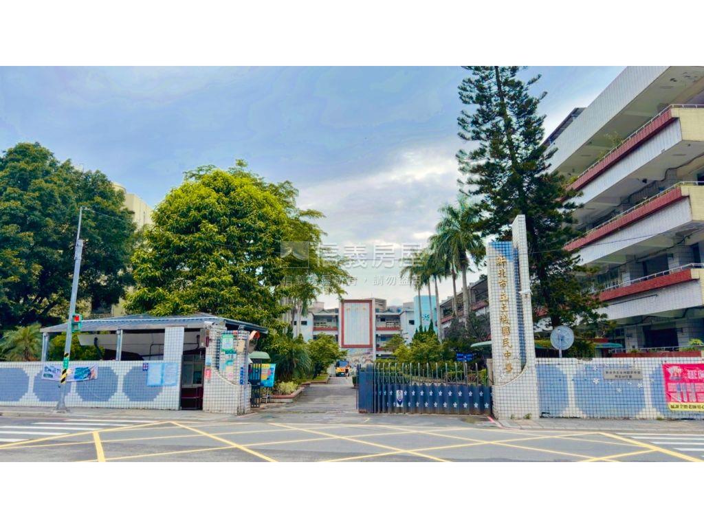 推薦★捷運玫瑰電梯三房房屋室內格局與周邊環境