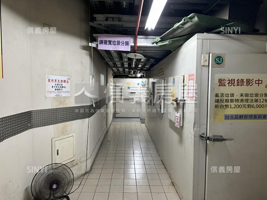 鋼骨溫馨二房附坡平車位房屋室內格局與周邊環境