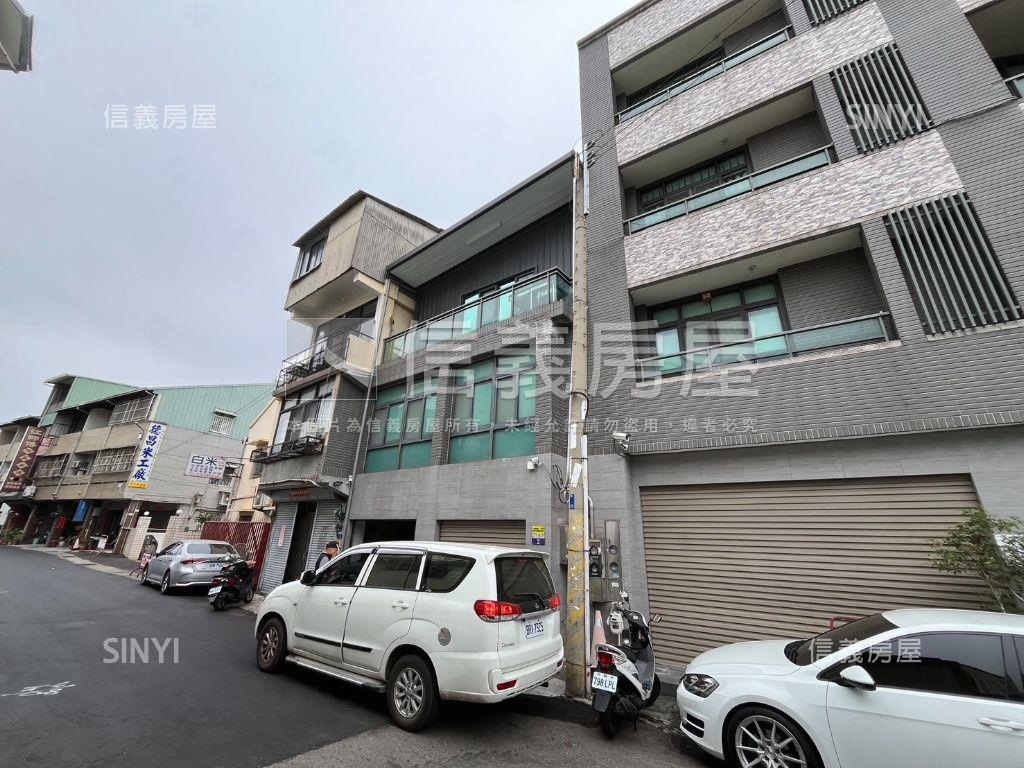 烏日中華路大面寬透店房屋室內格局與周邊環境