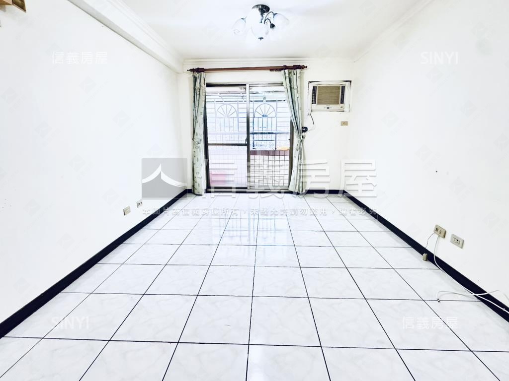 景安捷運３房車位房屋室內格局與周邊環境