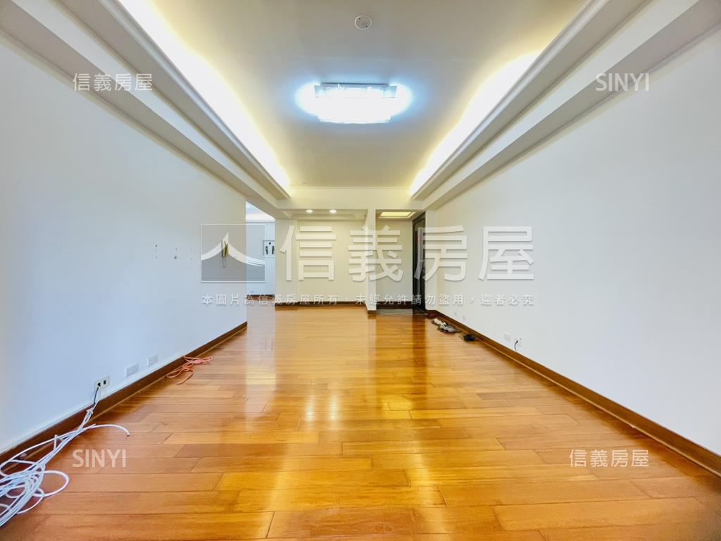 甲區大安靜巷綠景美妝三房房屋室內格局與周邊環境