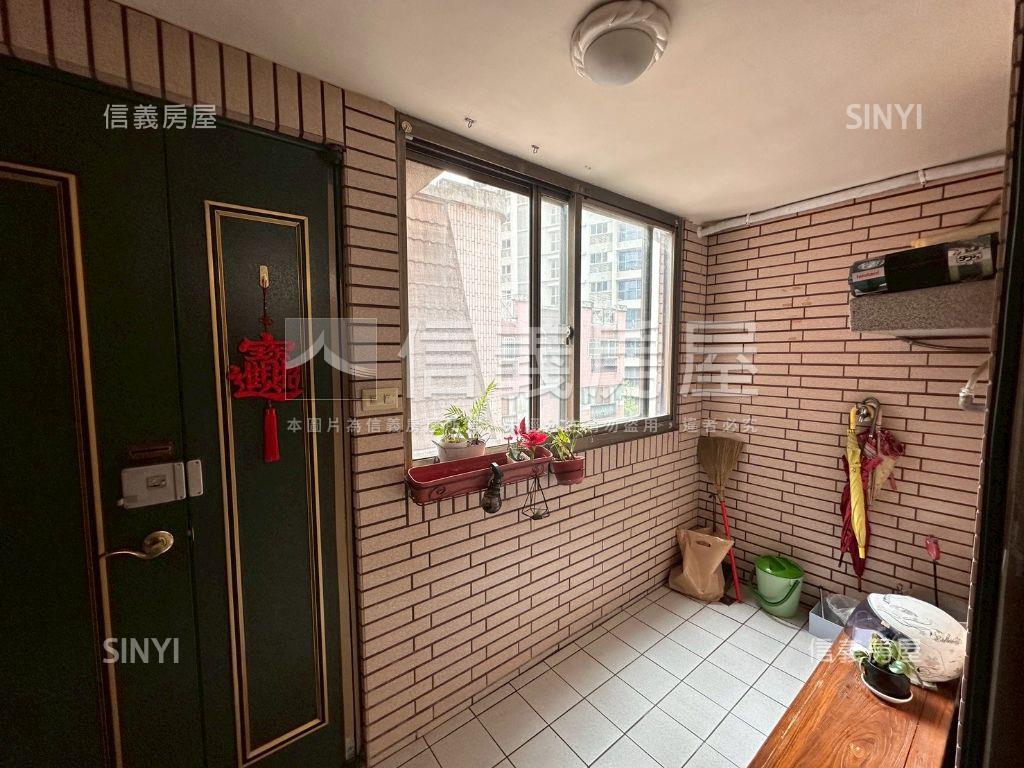 首購大墩學區高樓三房車位房屋室內格局與周邊環境