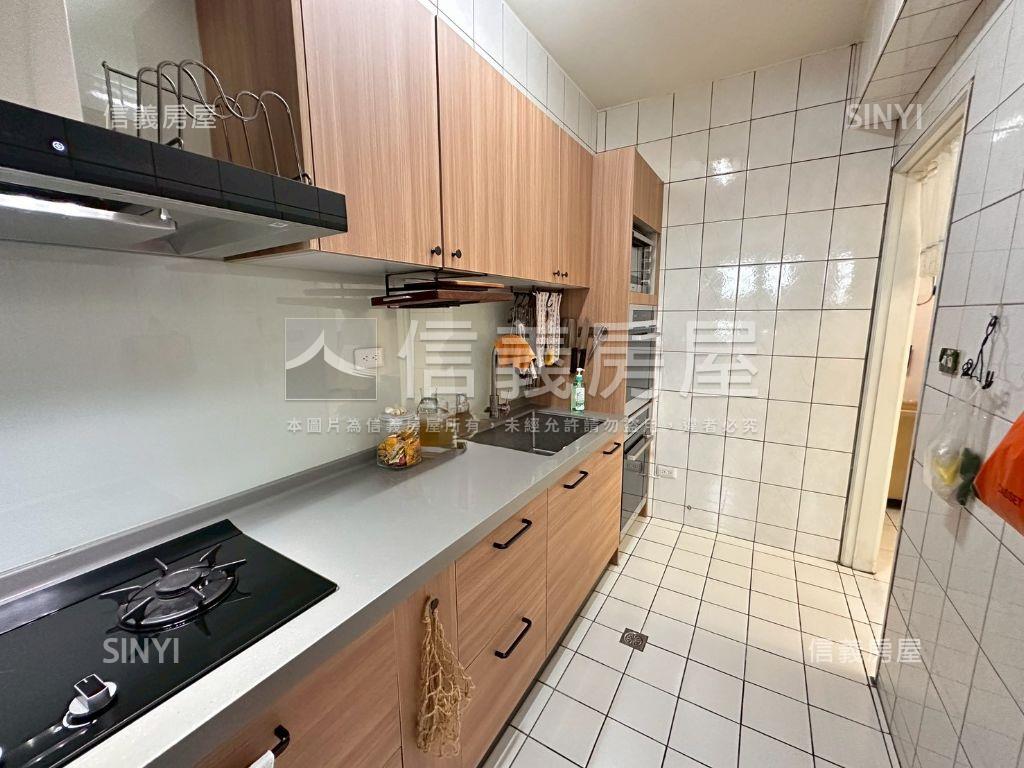 首購大墩學區高樓三房車位房屋室內格局與周邊環境