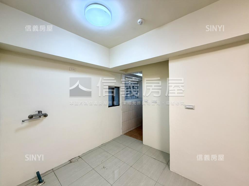 桂林屋況佳質感正三房房屋室內格局與周邊環境
