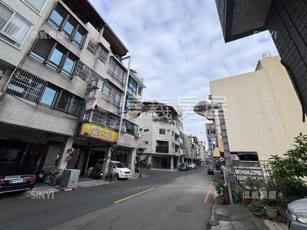 正民生路邊間透天店面房屋室內格局與周邊環境