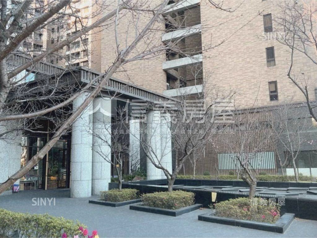 大湳典藏自然景觀露臺四房房屋室內格局與周邊環境