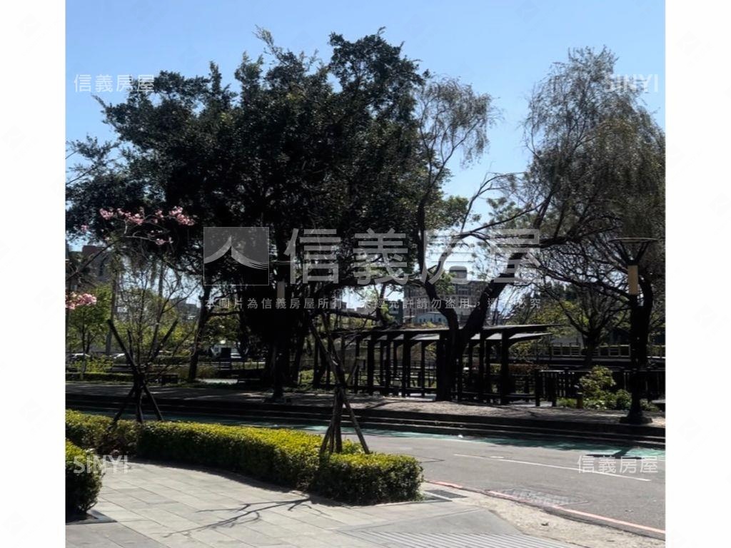 大湳典藏自然景觀露臺四房房屋室內格局與周邊環境