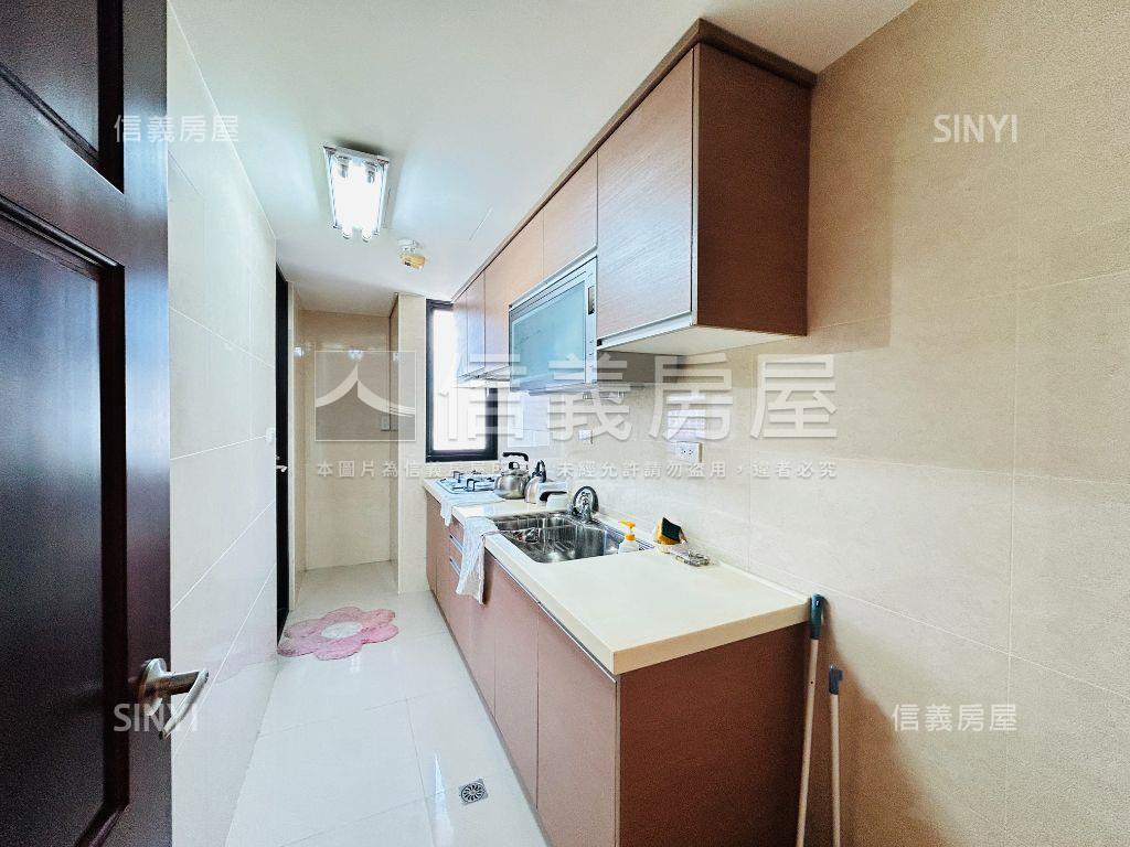甜水郡朝南美三房房屋室內格局與周邊環境