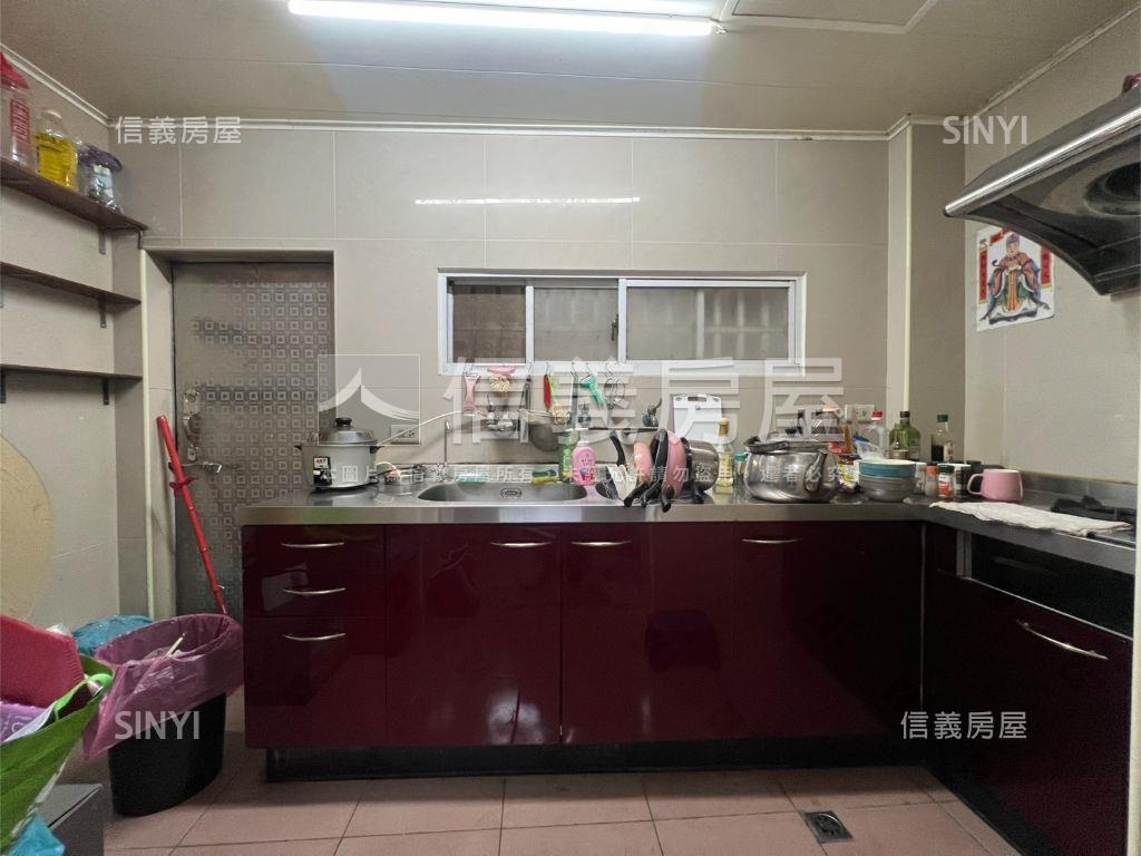 大庄稀有透天房屋室內格局與周邊環境