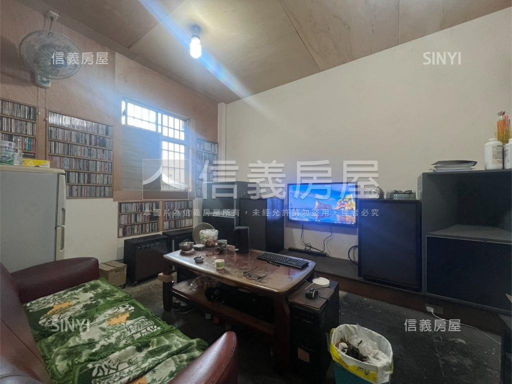 大庄稀有透天房屋室內格局與周邊環境