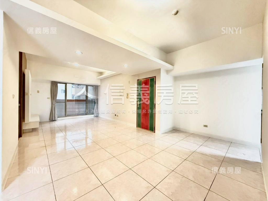 近國道｜邊間｜首購大四房房屋室內格局與周邊環境