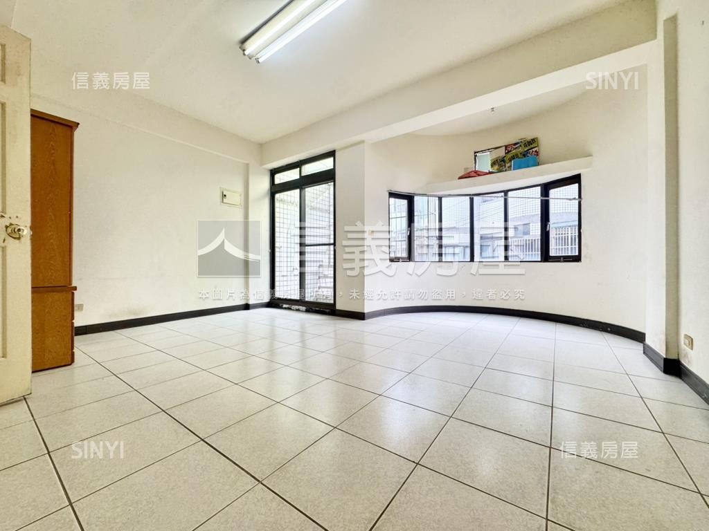 成功商圈大地坪花園別墅房屋室內格局與周邊環境