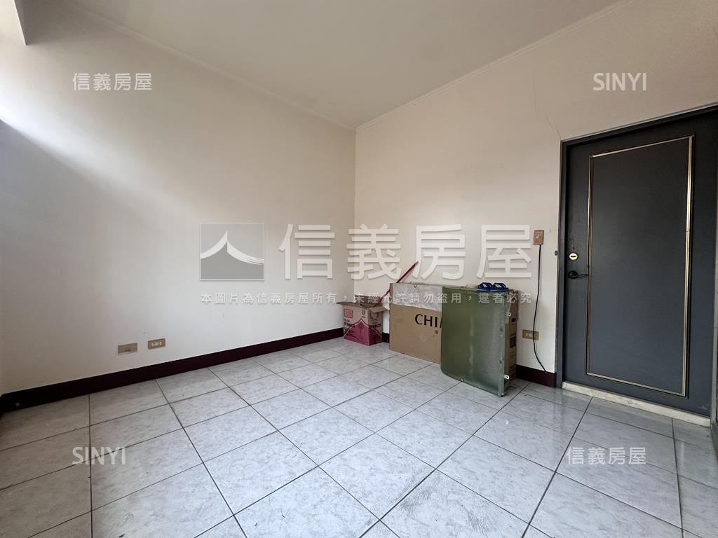 仁武優質社區車墅房屋室內格局與周邊環境