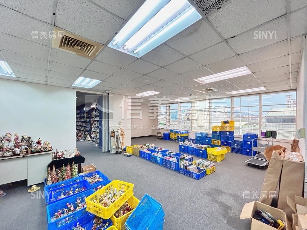 副都心大坪數廠辦雙車位．房屋室內格局與周邊環境