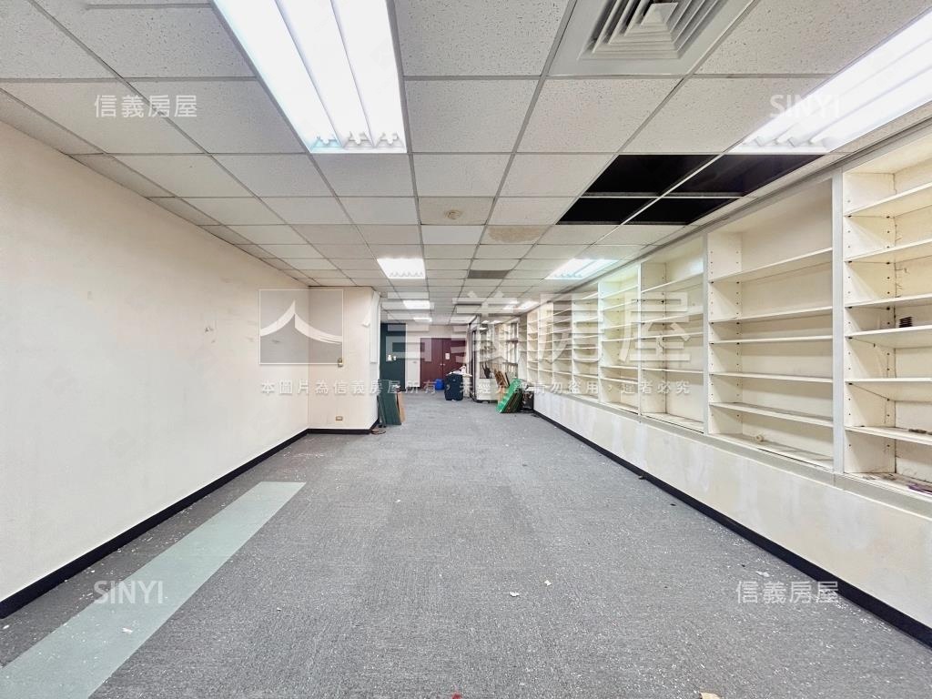 副都心大坪數廠辦雙車位．房屋室內格局與周邊環境