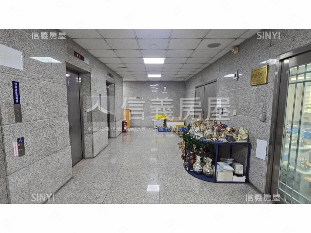 副都心大坪數廠辦雙車位．房屋室內格局與周邊環境