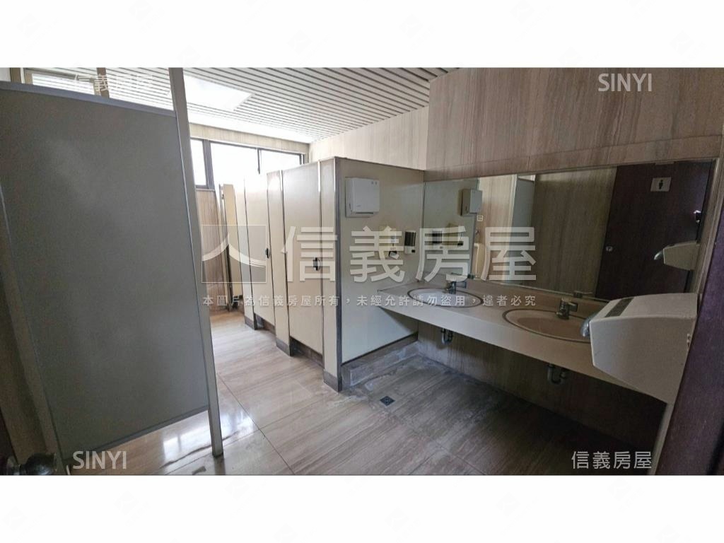 副都心大坪數廠辦雙車位．房屋室內格局與周邊環境