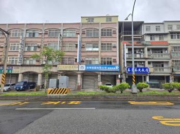 近埔心車站臨路透天店面