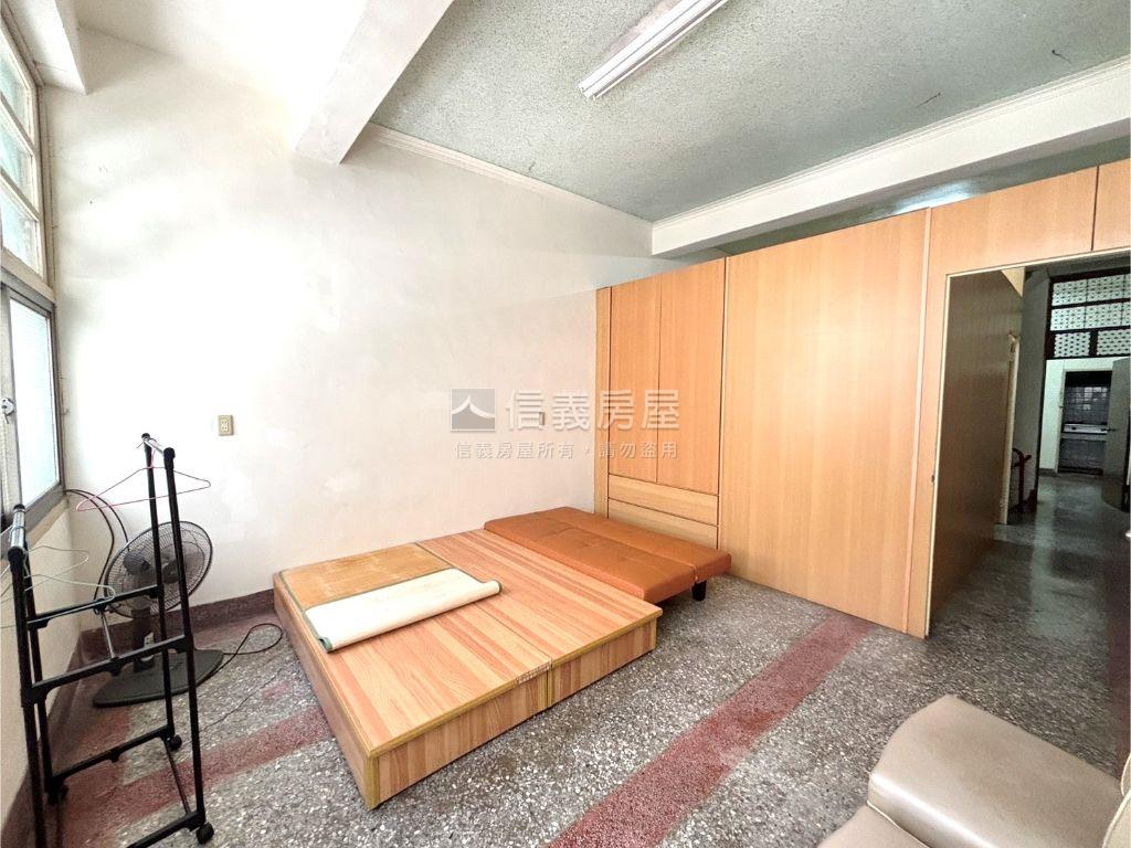 文化中心優質巷透房屋室內格局與周邊環境