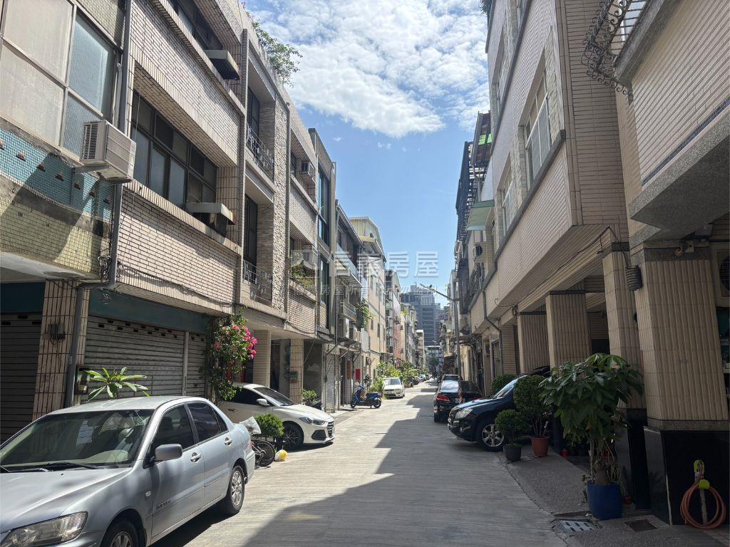 文化中心優質巷透房屋室內格局與周邊環境