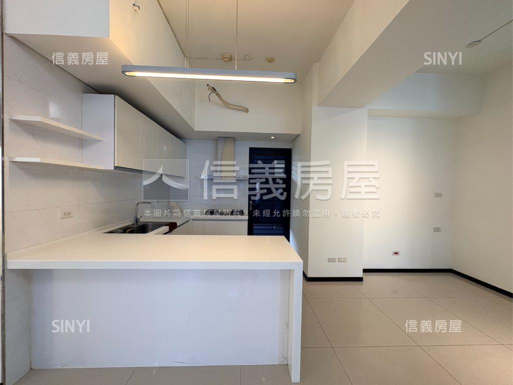 副都心文華居豪邸雙車位房屋室內格局與周邊環境