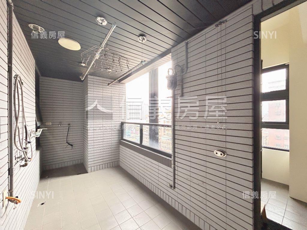 副都心文華居豪邸雙車位房屋室內格局與周邊環境
