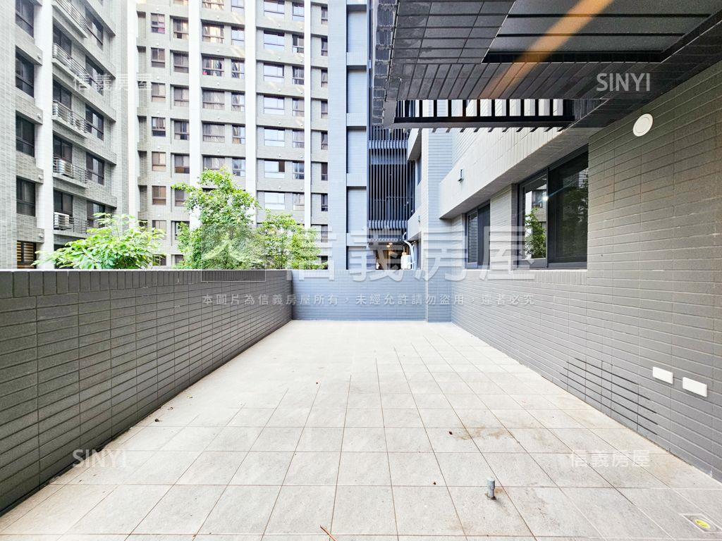 昭揚大展｜大氣磅礡露臺戶房屋室內格局與周邊環境