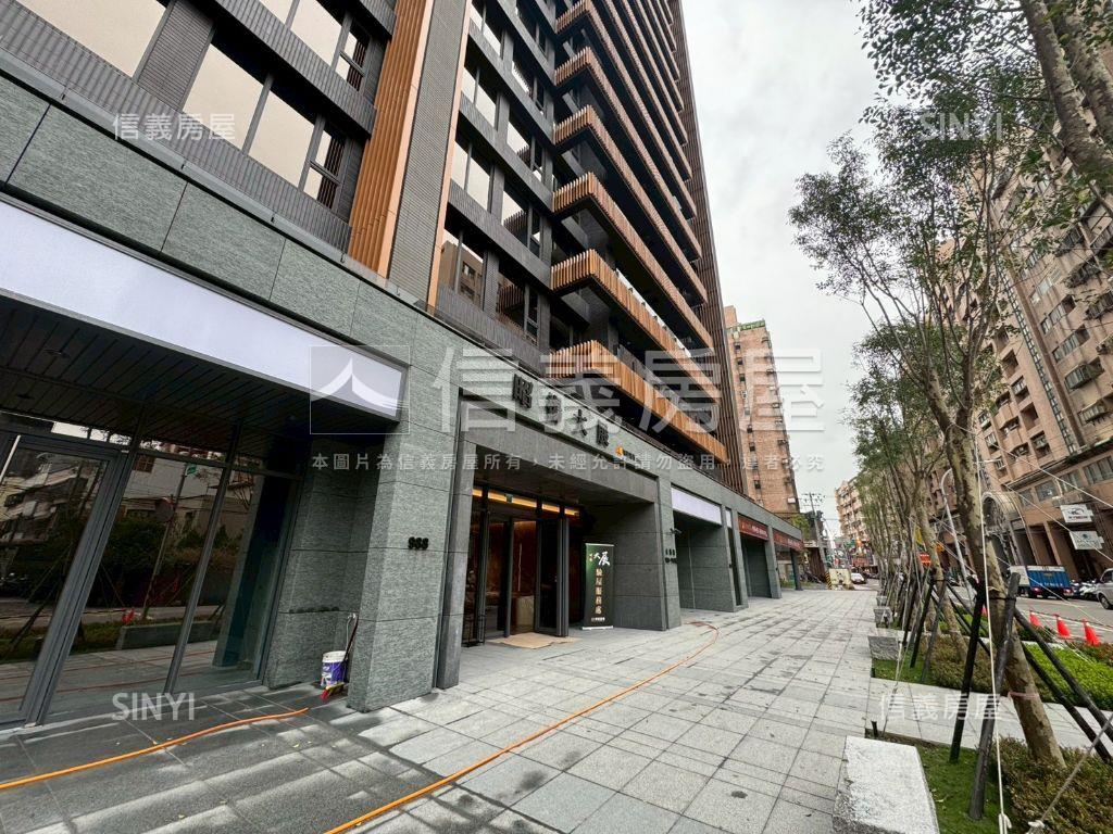 昭揚大展｜大氣磅礡露臺戶房屋室內格局與周邊環境